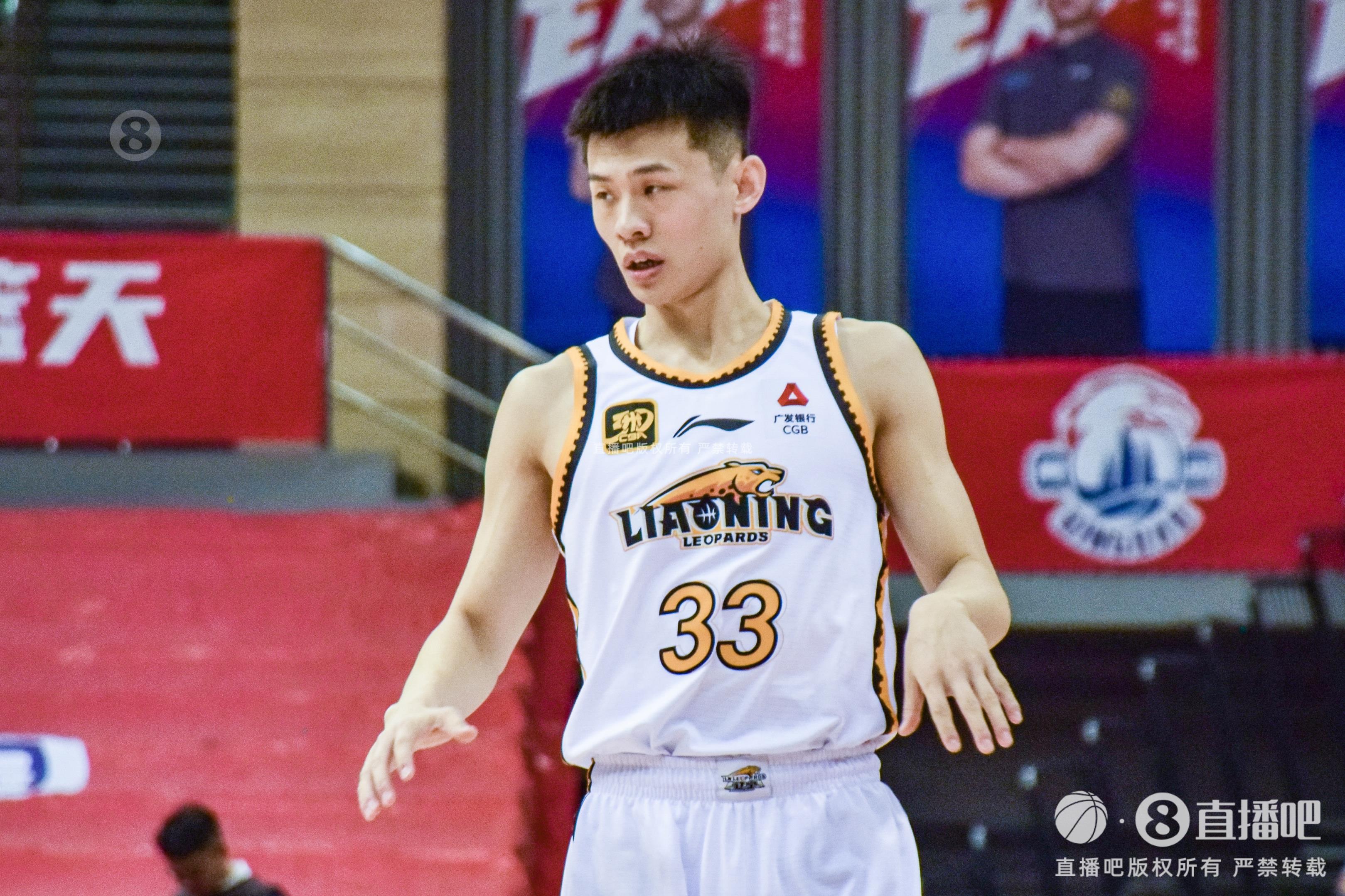 盡力了！王嵐嵚末節(jié)2記三分 全場18分鐘4中3拿到10分